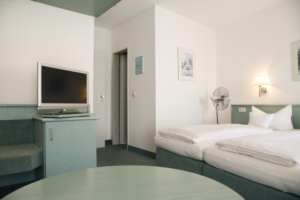 Hotel Till Eulenspiegel - Nichtrauchhotel - Garni Βίρτσμπουργκ Εξωτερικό φωτογραφία