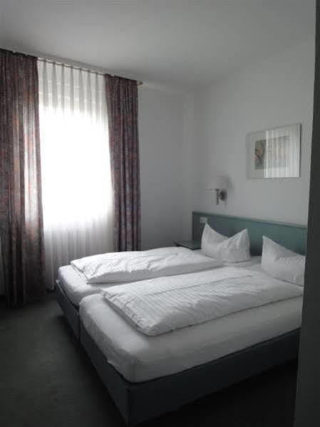 Hotel Till Eulenspiegel - Nichtrauchhotel - Garni Βίρτσμπουργκ Εξωτερικό φωτογραφία